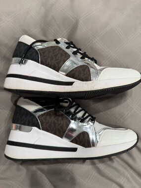 Michael Kors Liv Trainer Logo Wedge Sneakers White Silver Brown Logo Platform